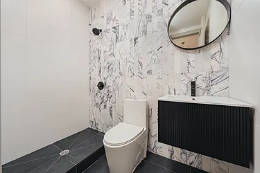 Rented by Space Link Realty