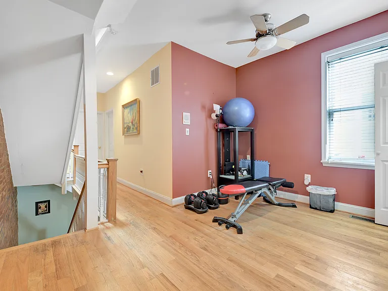 3415 Brown St NW — Photo 36
