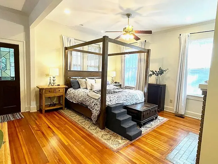 732 Broadway #1 — Photo 4