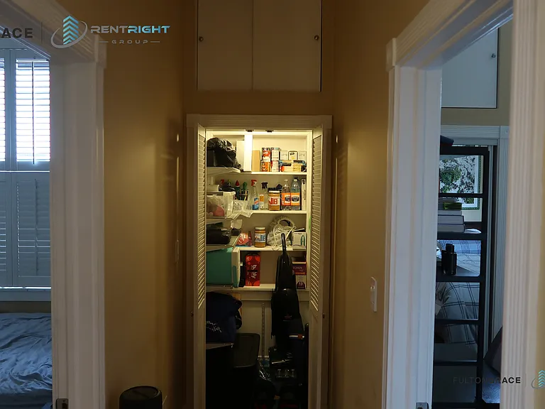 1361 N Ashland Ave #1D — Photo 8