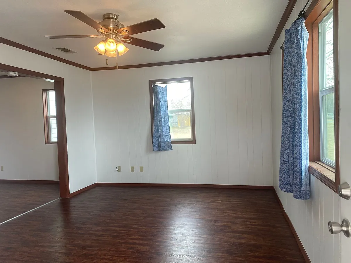 Building Photo - 14015 Willow Grove Rd