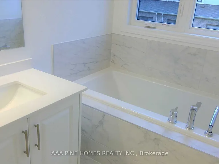 61 Laing Dr — Photo 13
