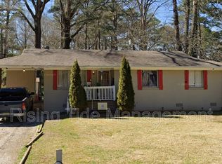 9812 Maple Ln, Birmingham, AL 35215