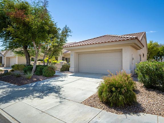 2nd image of 78409 Yucca Blossom Dr