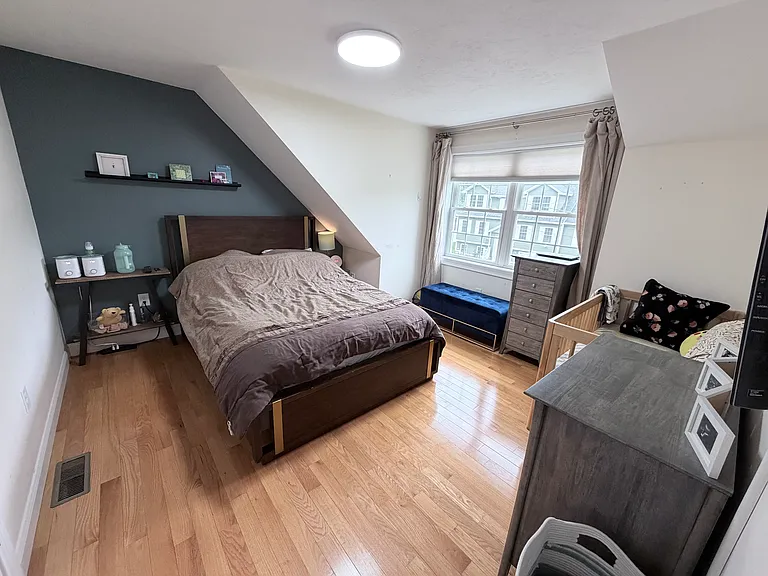 5 Crystal St — Photo 16