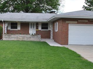 30 Ronald Dr, Decatur, IL 62526