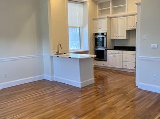 24 Beacon St ROOM 2, Boston, MA 02133