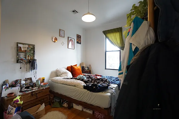 Rented by Rennit Inc. | media 13