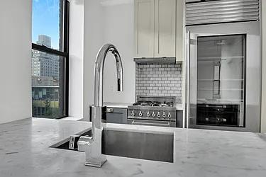 Rented by Andreas R Metzger LREB