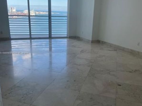 325 Biscayne Blvd #3526