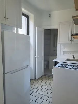 Rented by Frank Valvo Real Estate | media 16