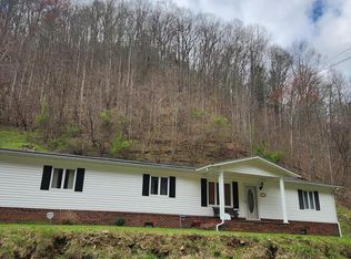 1524 Coon Branch Rd, Grundy, VA 24614