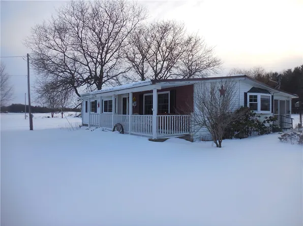 2478 Silver Lake Rd, Perry, NY 14530