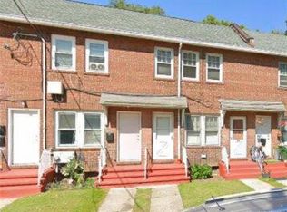 77 Alanson Rd, Bridgeport, CT 06607