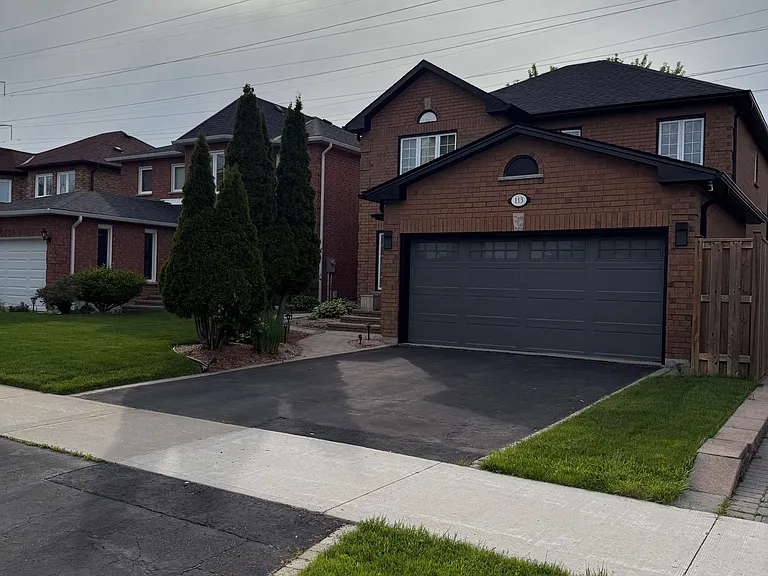 113 Dali Cres #BASEMENT — Photo 1