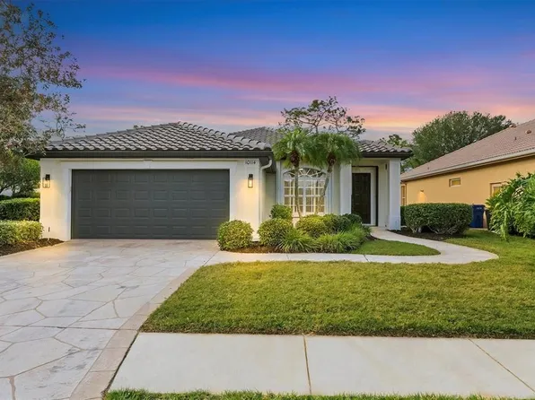 10114 Glenmore Ave, Bradenton, FL 34202