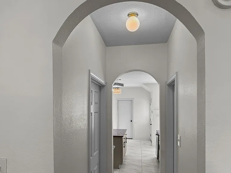 2509 Heather Glen Dr — Photo 8