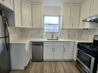 288 W 236th St FLOOR 2, Bronx, NY 10463