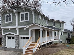 38703 N Sheridan Rd, Antioch, IL 60002