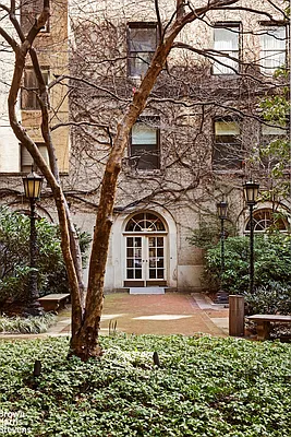 Sold by Brown Harris Stevens | media 21