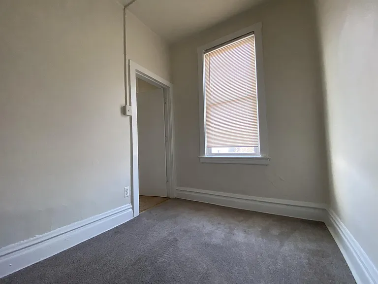 4351 S Honore St #2-F — Photo 8