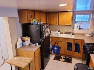190 Cedar St #G, Cliffside Park, NJ 07010