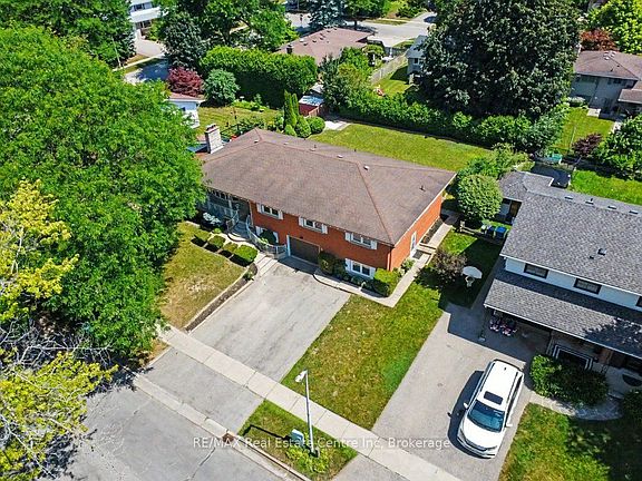 3rd image of 71 Renfield St