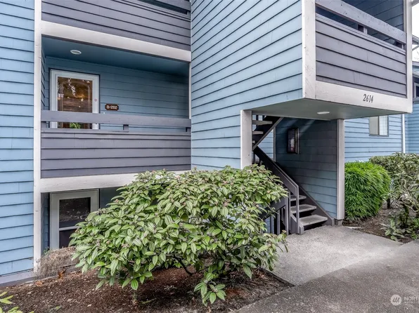 2614 S 226th Street #B202, Des Moines, WA 98198