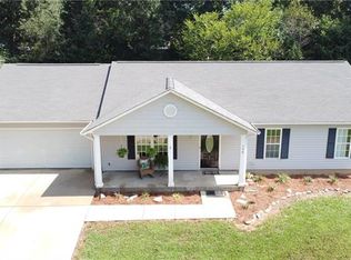 190 Oak Haven Dr, Statesville, NC 28625
