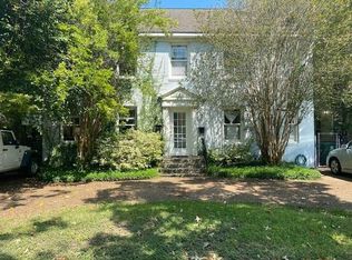 1740 Banks St, Houston, TX 77098