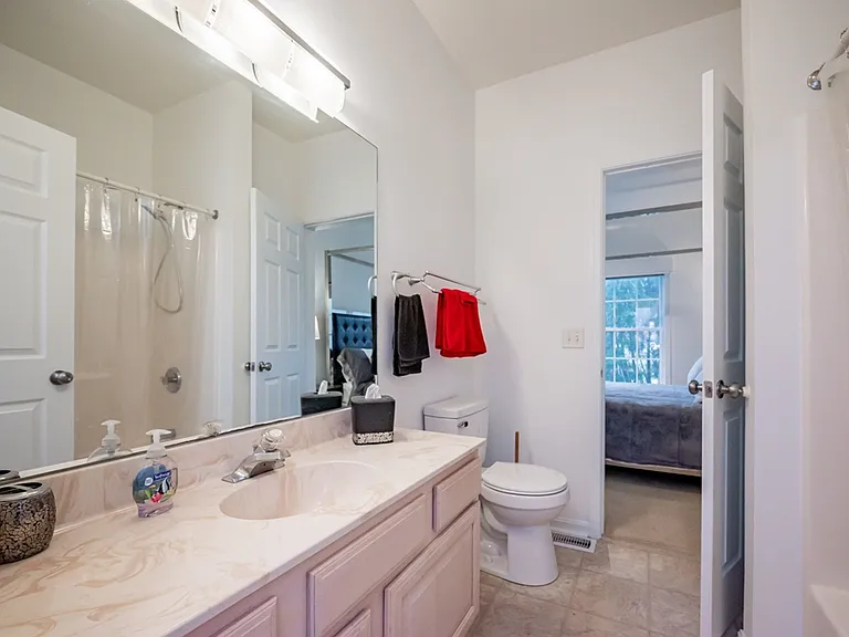 4100 Sand Piper Dr #4105 — Photo 8