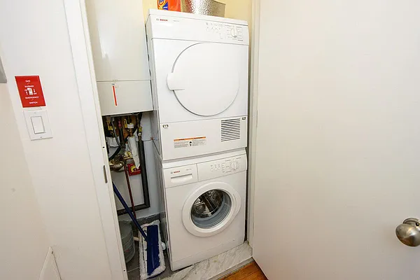 Rented by Safdie Realty Group | media 51