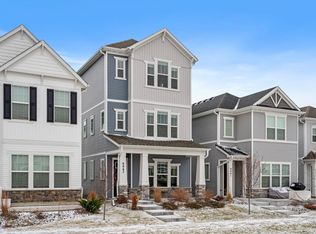 8067 Arrowwood Ln N, Maple Grove, MN 55369