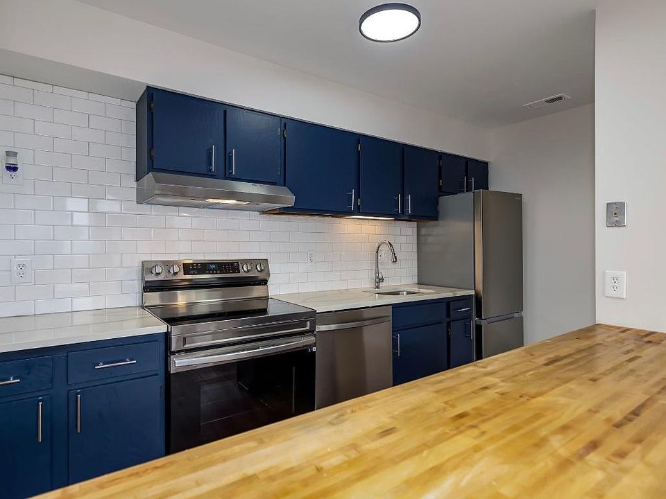 1st image of 5335 Savoy Ct #2