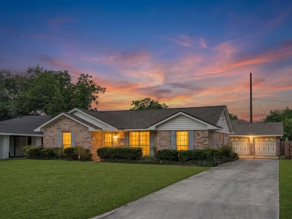 4910 Teton St, Houston, TX 77033