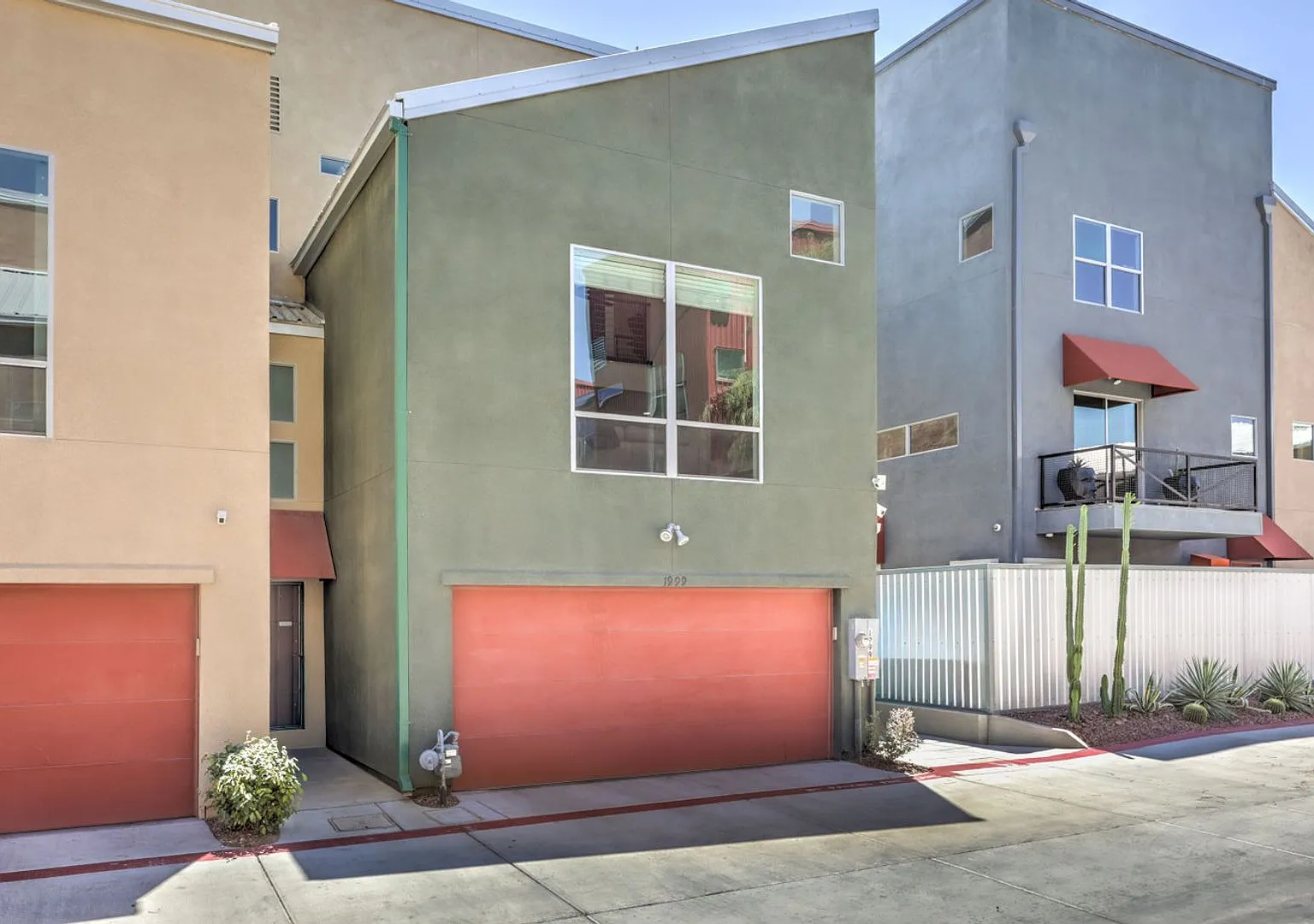 1999 Yaupon Avenue, Las Vegas, NV 89101 — Photo 4