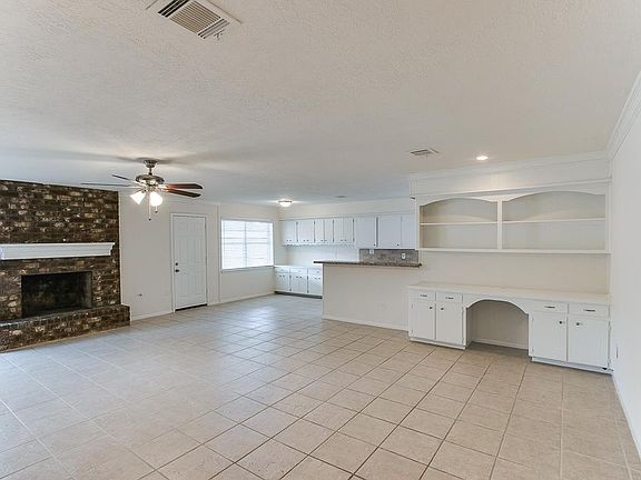 2nd image of 2434 Tyler Ln