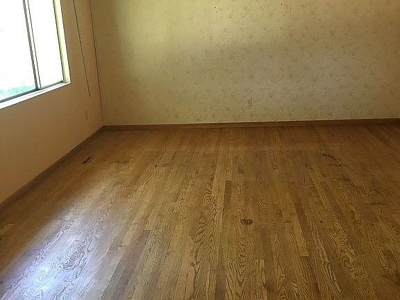 Main Living Room - Hardwood