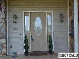 3rd image of 220 Maple Creek Dr
