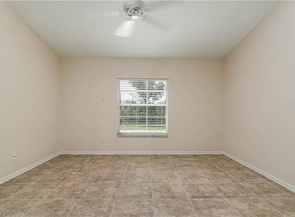 4th image of 8527 Ibis Cove Cir #M-663