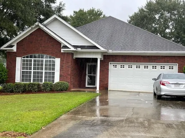 101 Petersburg Ct, Dothan, AL 36305