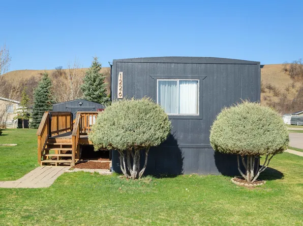 1226 Spearfish Mountain Ln, Spearfish, SD 57783