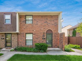 1937 Willoway Cir N, Columbus, OH 43220