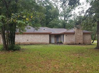 86 Tupelo Ln, Conroe, TX 77304