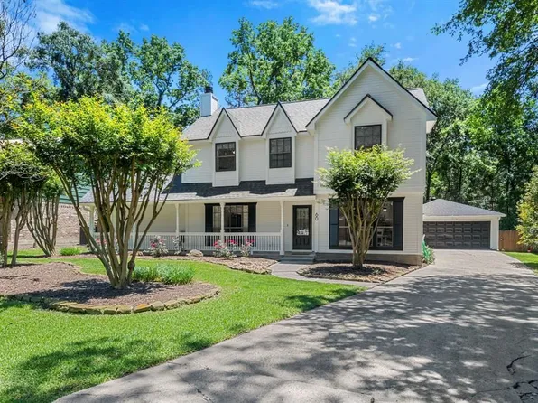 60 E Torch Pine Cir, The Woodlands, TX 77381