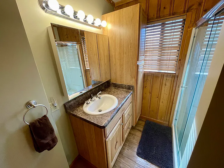 347 S 4th St #C1 — Photo 8