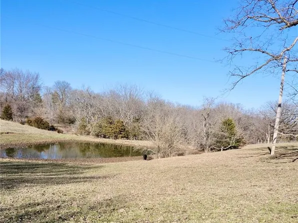 1001 S Van Dyke Rd, Buckner, MO 64016