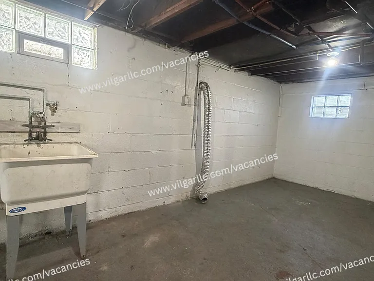 2476 Pennsylvania St — Photo 7