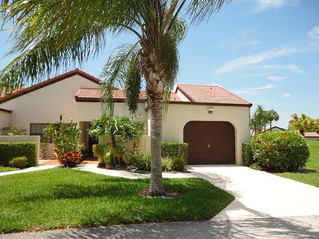 1st image of 5830 Parkwalk Cir W