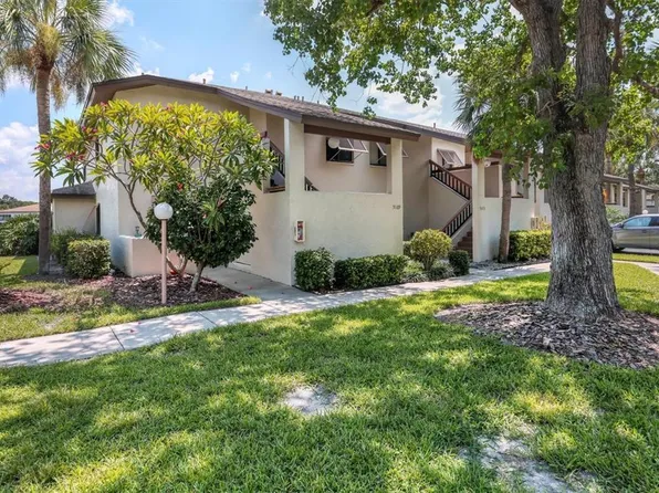 5167 Willow Links #21, Sarasota, FL 34235